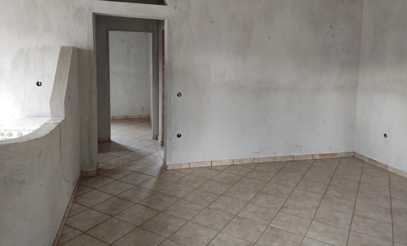 –342948742_1600x1200