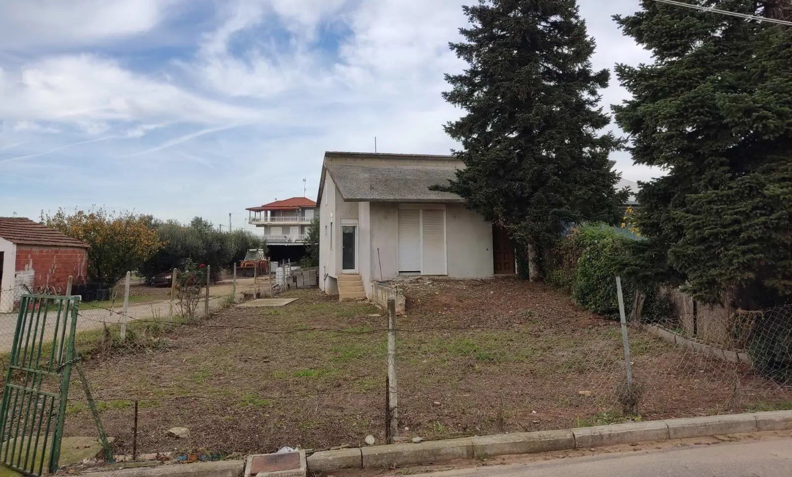 –343012713_1600x1200